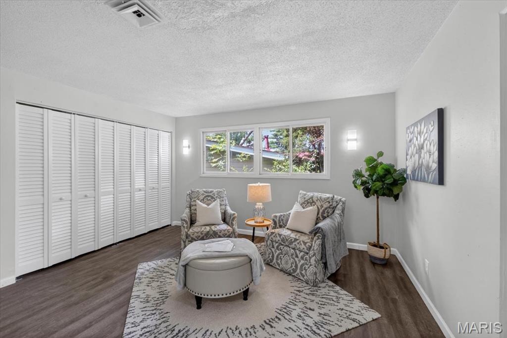 Robinwood 7 - Residential