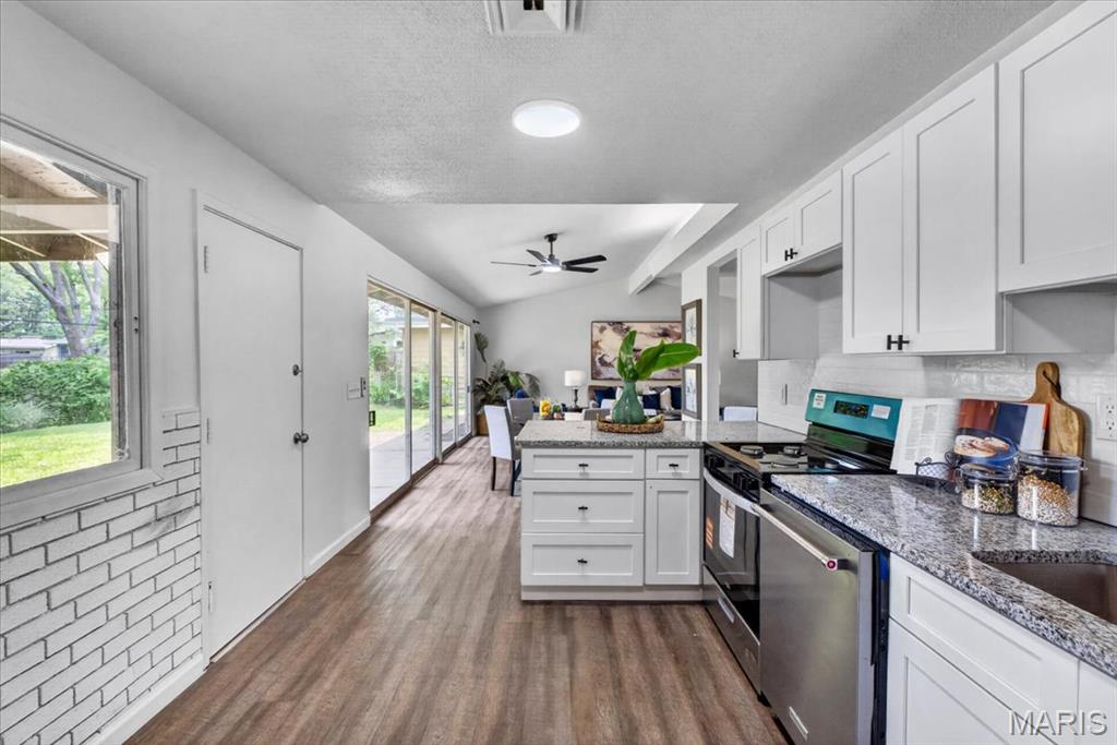 Robinwood 7 - Residential
