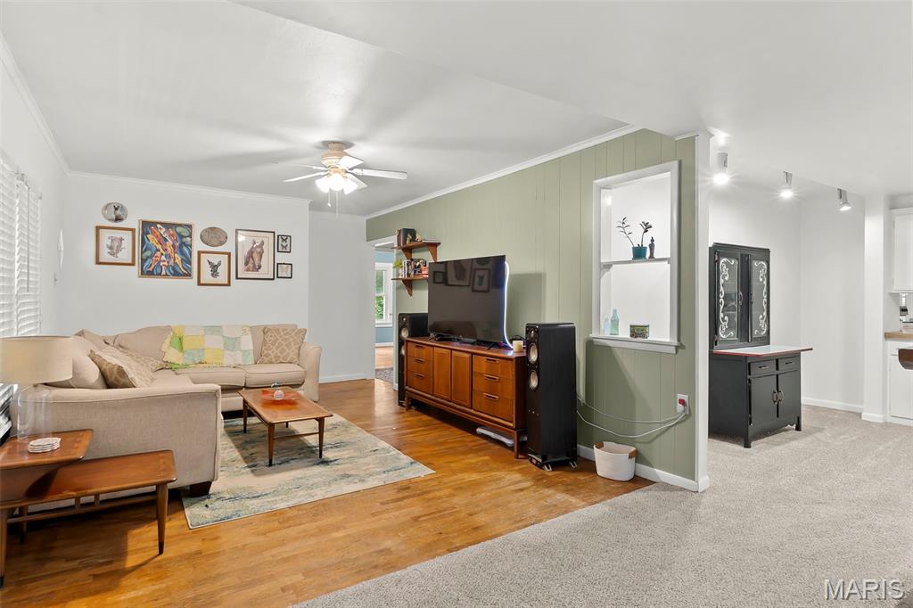 Tuck - Residential