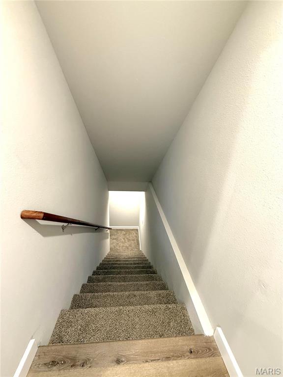 TOWNSEND SQUARE - Residential Lease