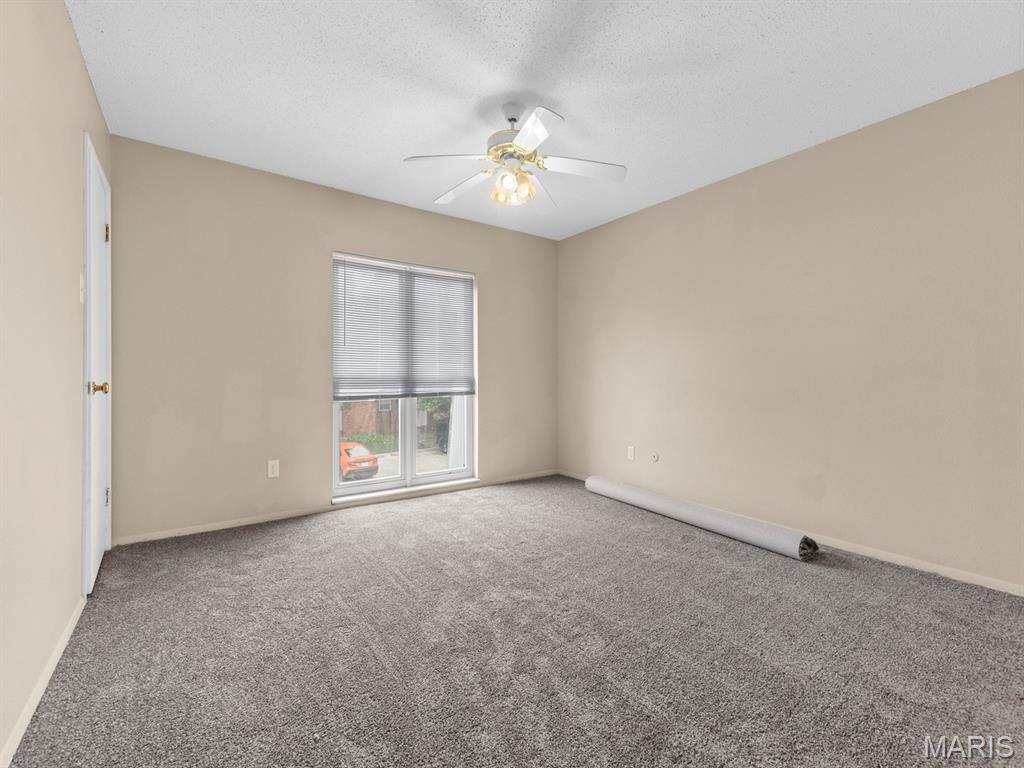 Beau Jardin Twnhms A Condo - Residential