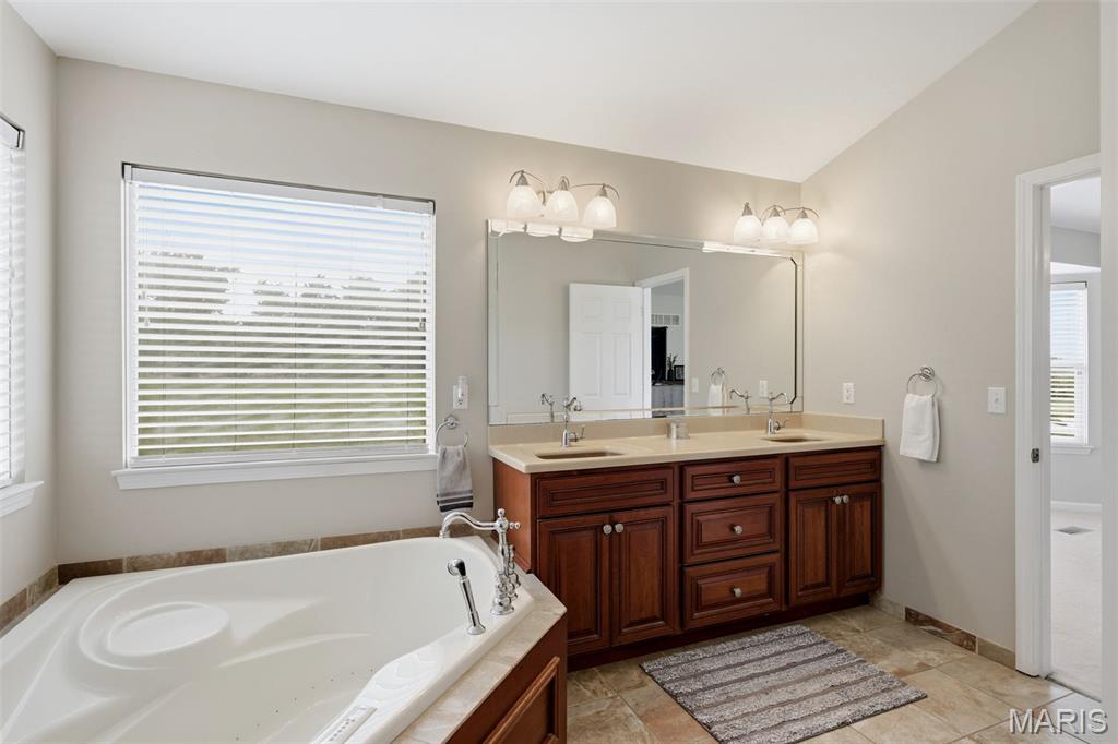 Eagle Pointe At The Legends - Residential