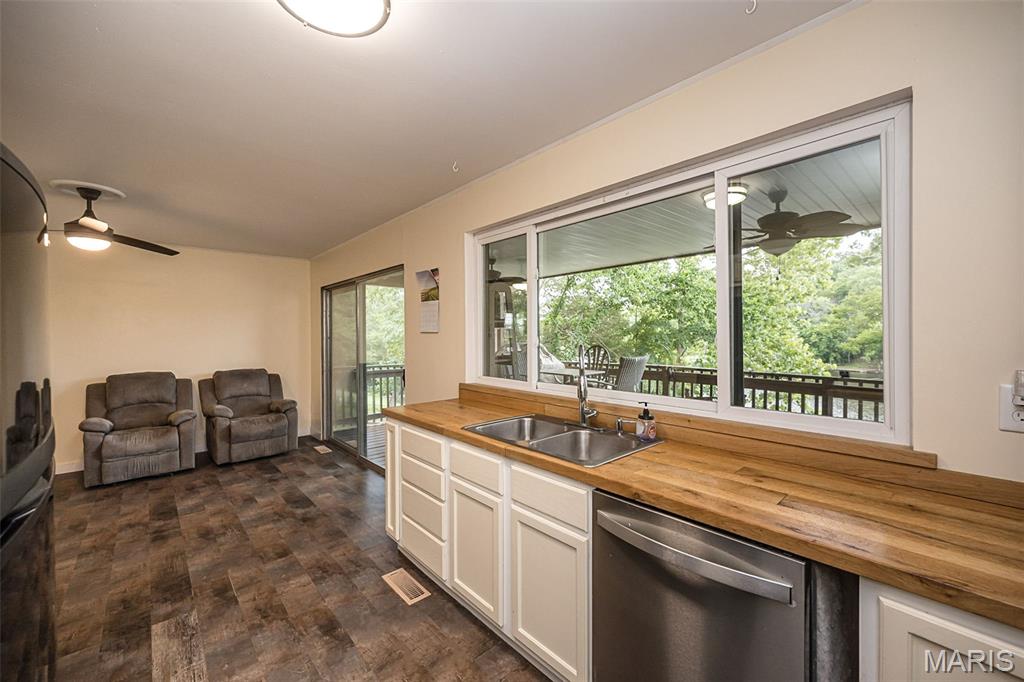 Cedar Hill Lakes 02 - Residential