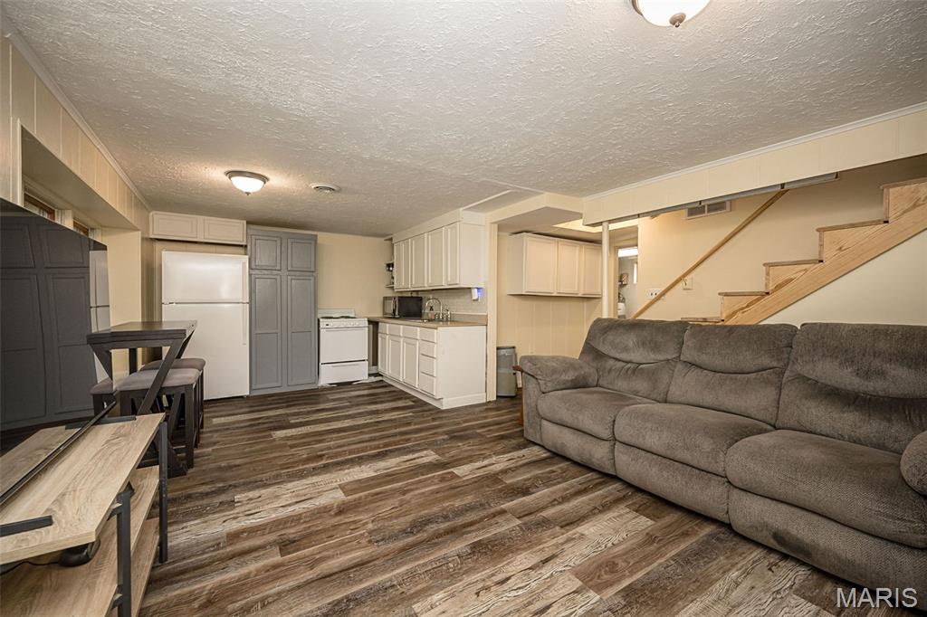 Cedar Hill Lakes 02 - Residential