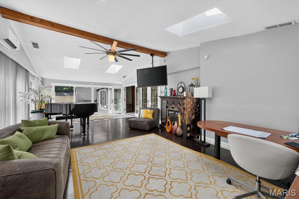 Seven Pines 7 - Residential