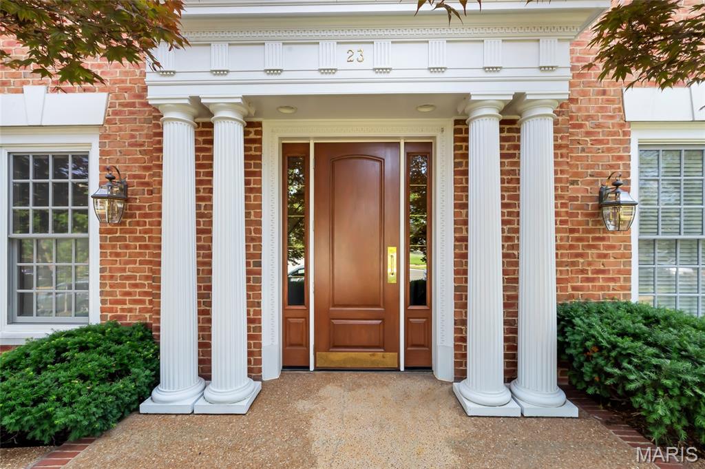 Richmond Place Condo - Residential