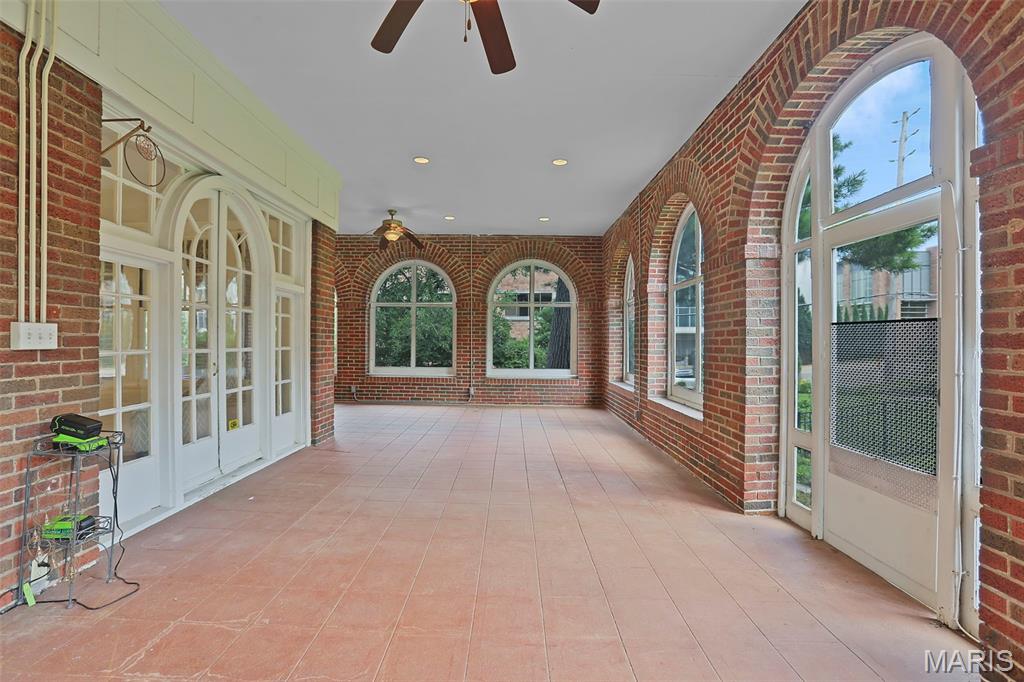 Maryland Terrace - Residential