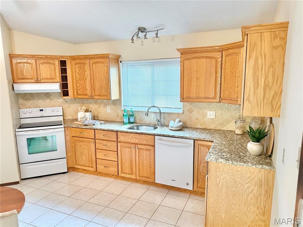 Spring Creek Condo Ph 5 - Residential