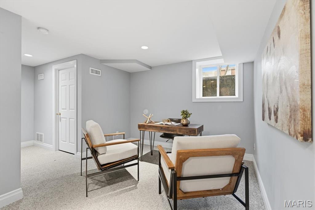Geyer Towne Court Condo One - Residential