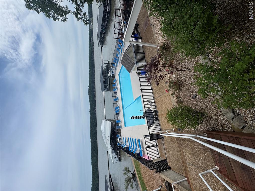 Breakwater Bay Club - Residential