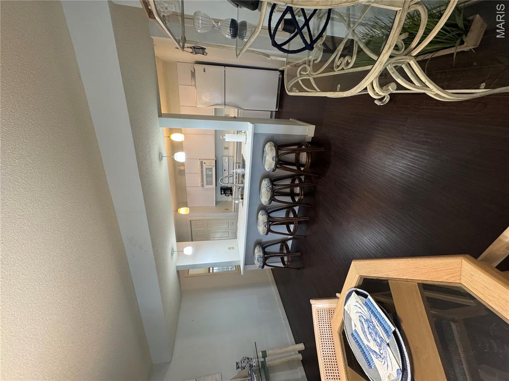 Breakwater Bay Club - Residential