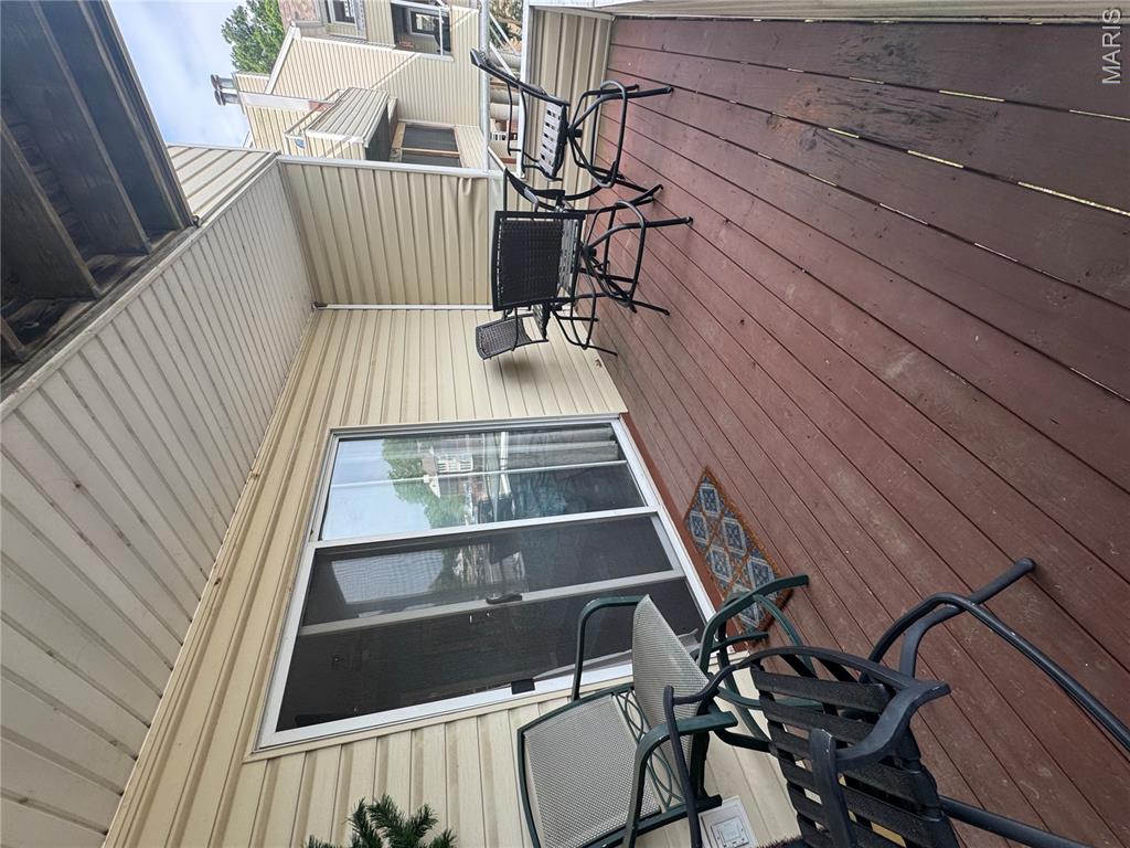 Breakwater Bay Club - Residential