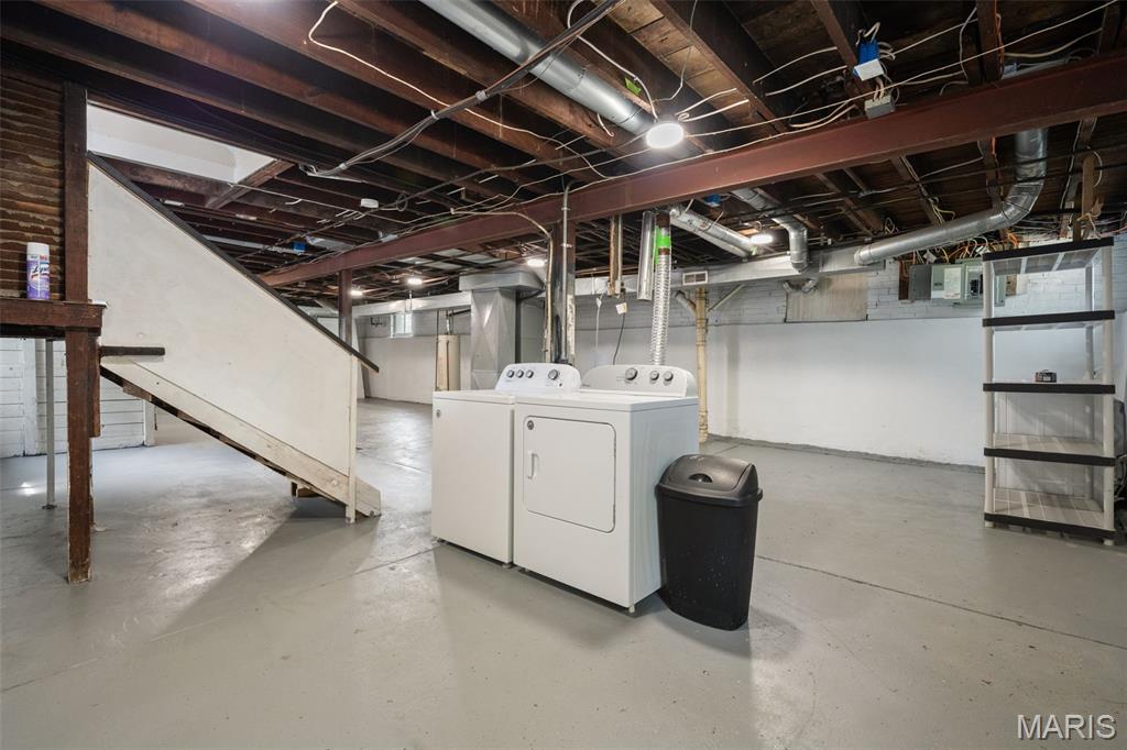 Rogers Benton Place - Residential Income