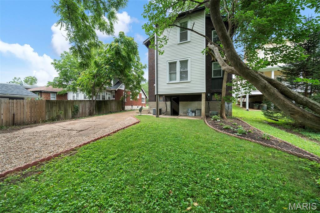 Rogers Benton Place - Residential Income