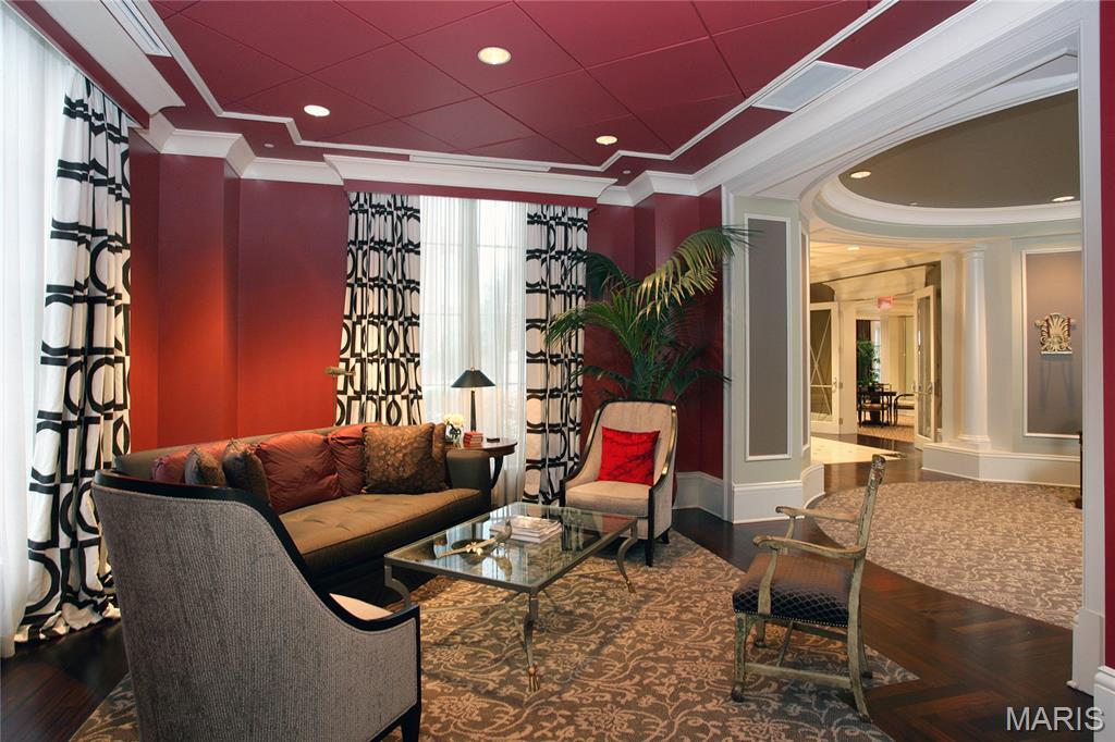 Plaza In Clayton A Condo The - Residential