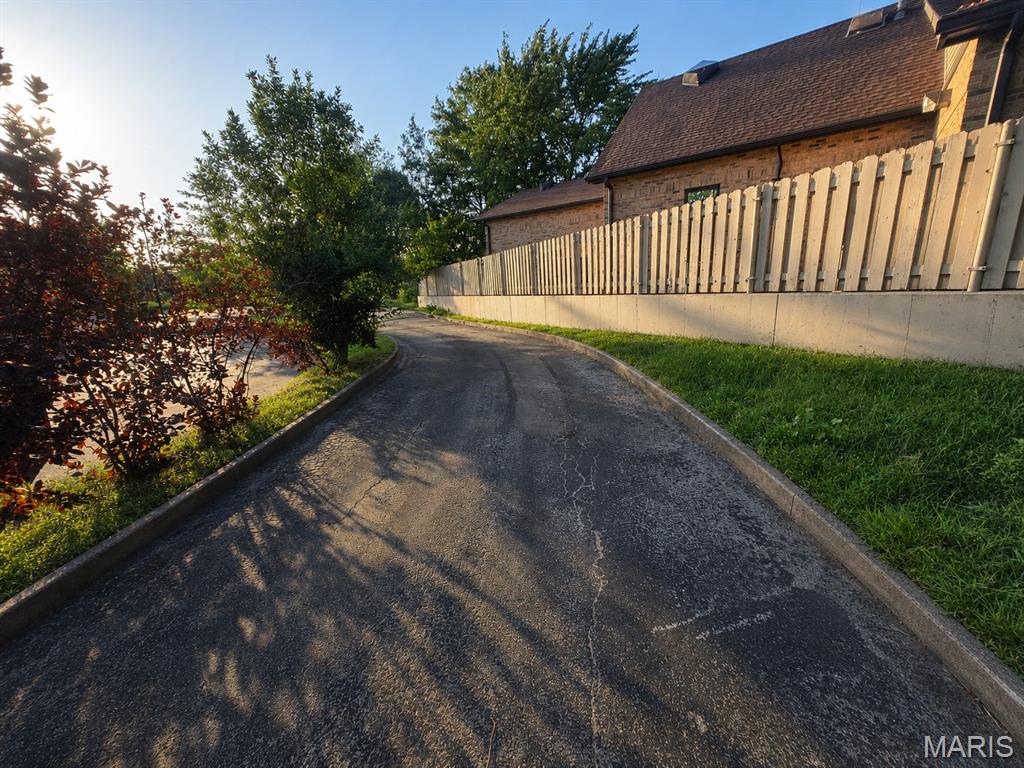 McKelvey Lt 1 Resub Lt A & McKelvey - Commercial Lease