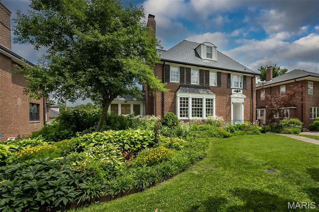 Hillcrest - Residential