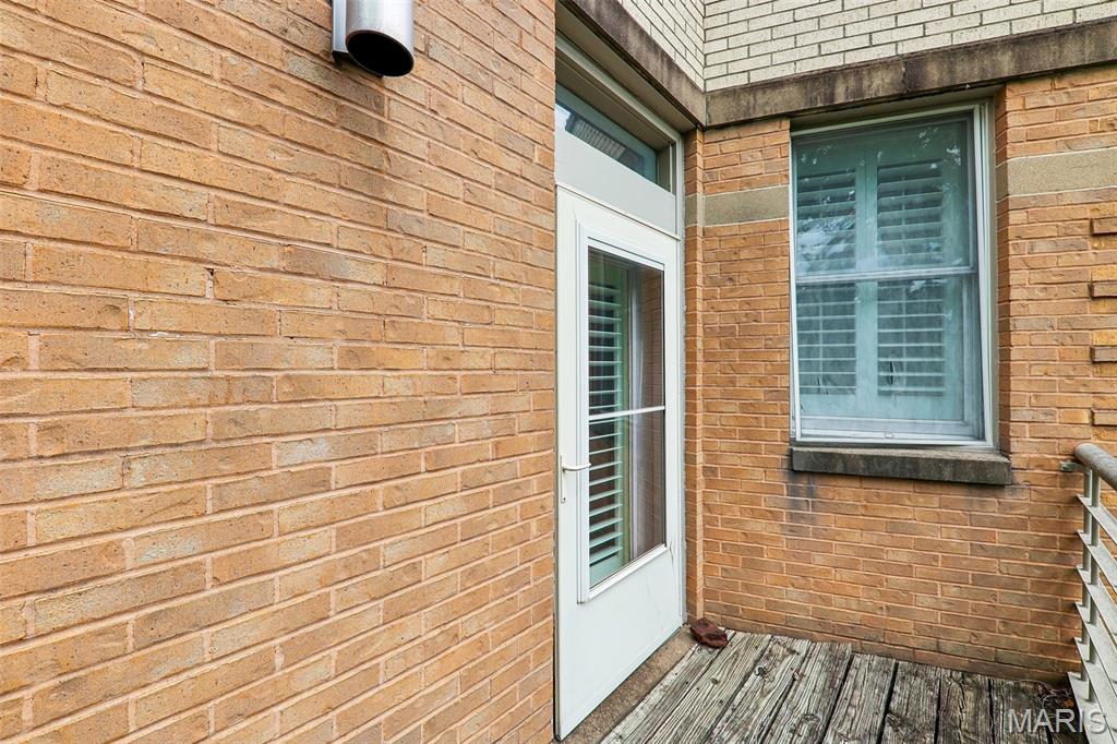 Taylor Place Twnhs - Residential