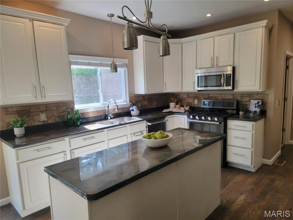 Charbonier On The Park Ph 1 - Residential