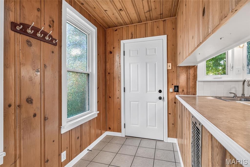 Crystal City - Residential