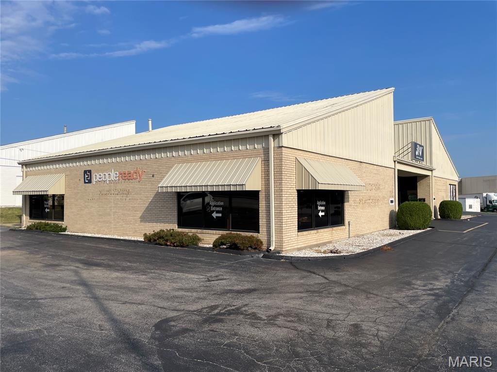 None - Commercial Lease