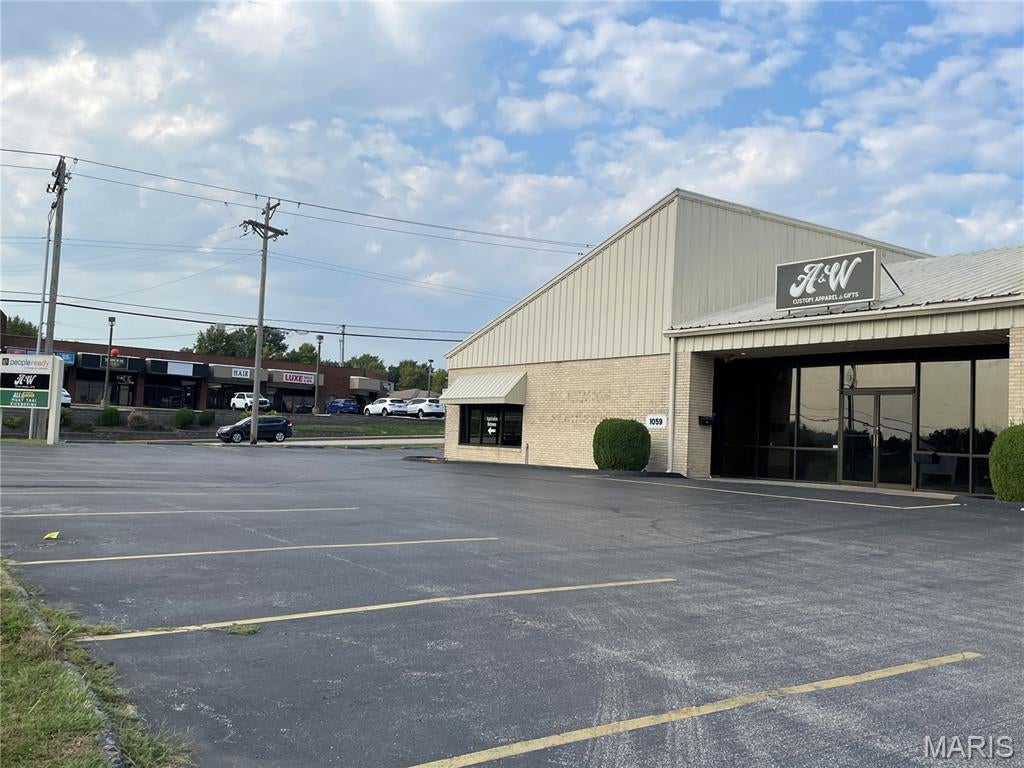 None - Commercial Lease