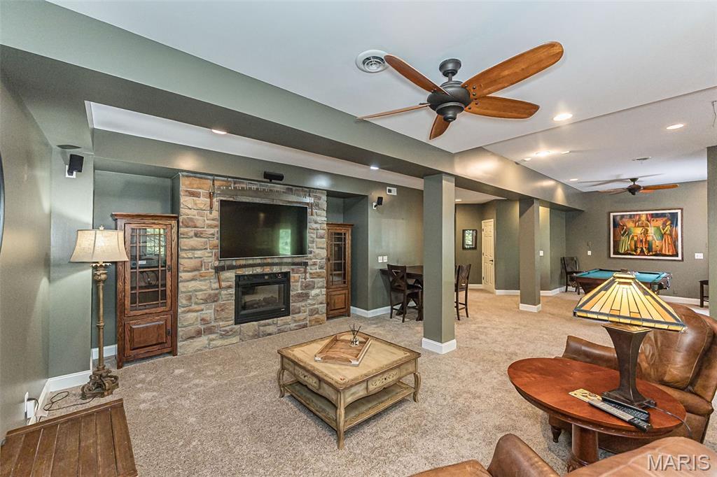 Village Paradise Valley - Residential