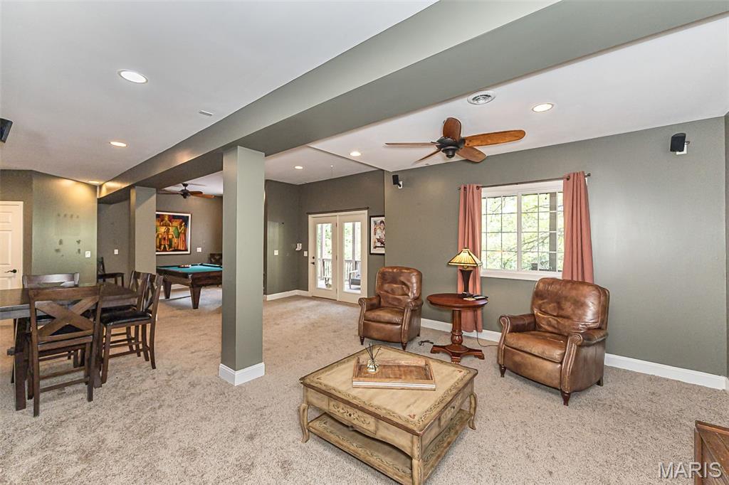 Village Paradise Valley - Residential
