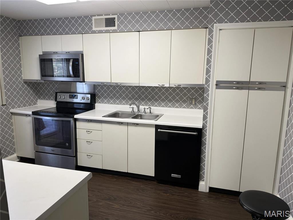 Mason Woods Village Condo - Residential Lease