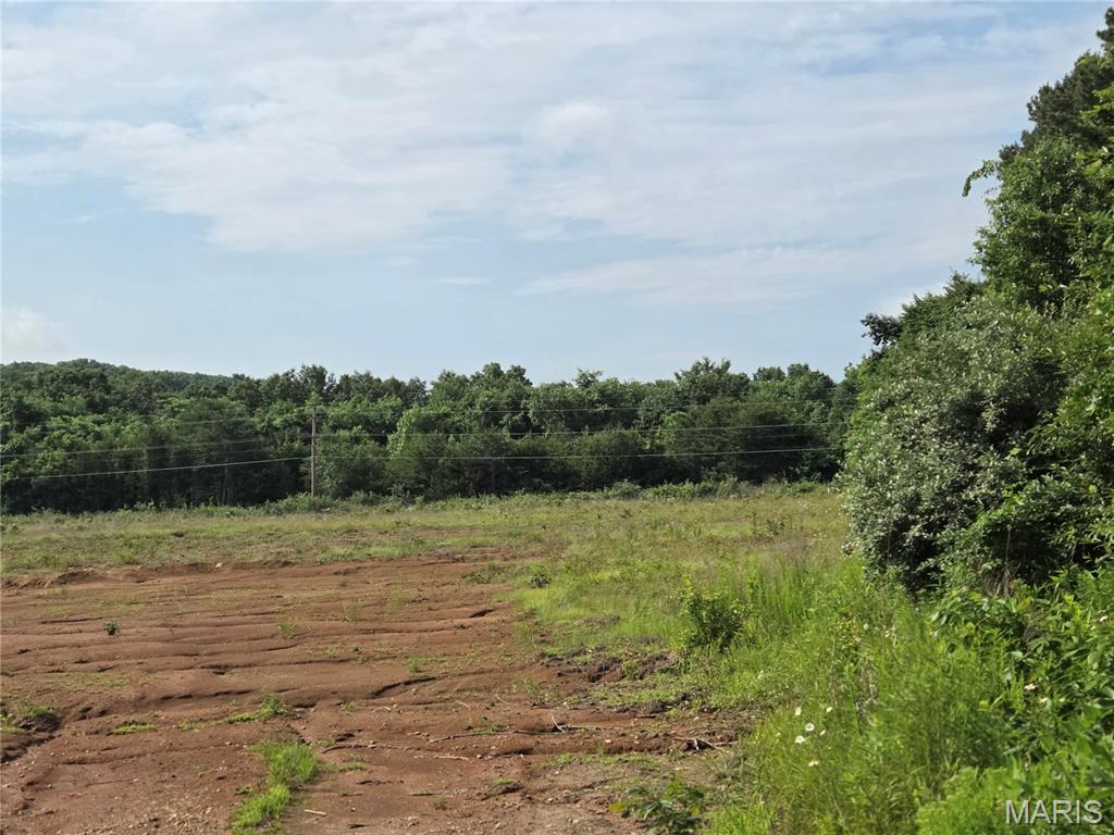 Huntleigh - Commercial Sale