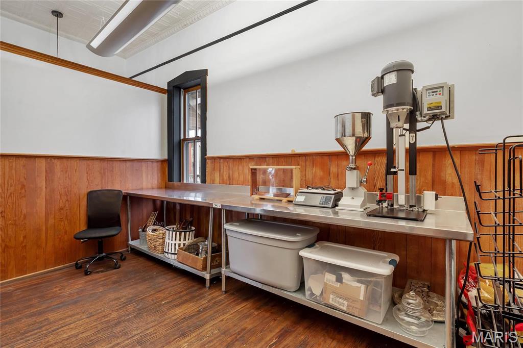 City/Ste Genevieve - Commercial Sale