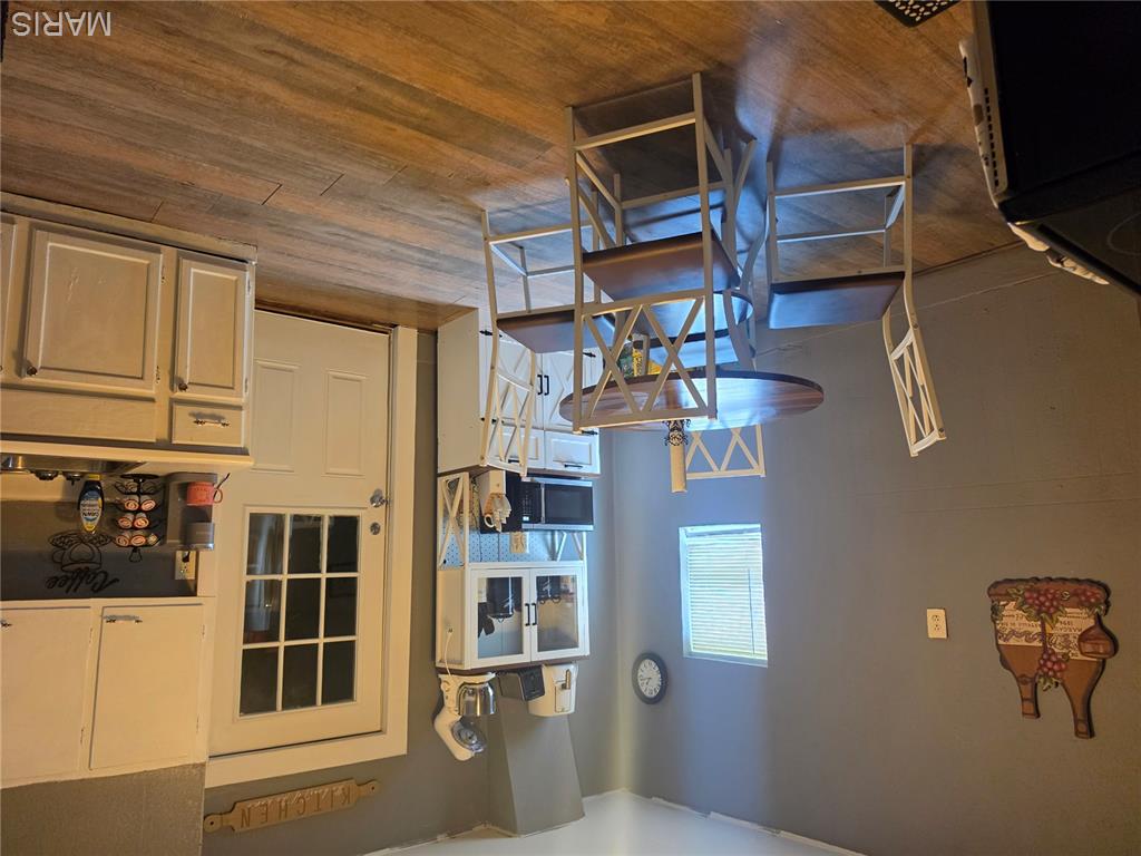 Jolly and Randall - Residential