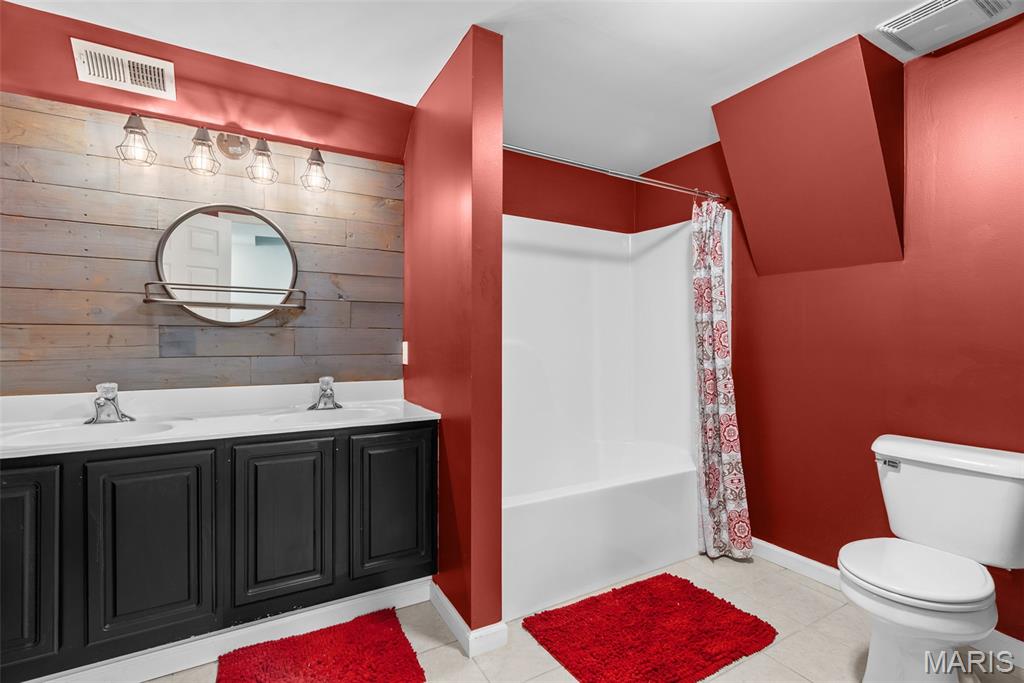 Ivy Chase 2 - Residential