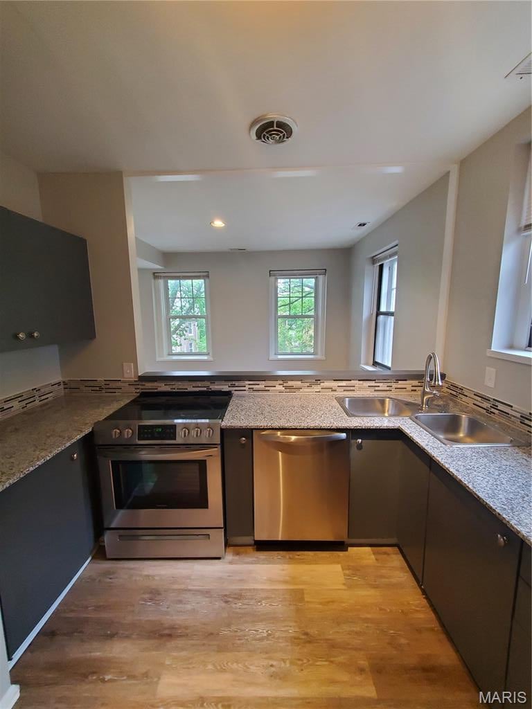 Dorris Place Add - Residential Lease