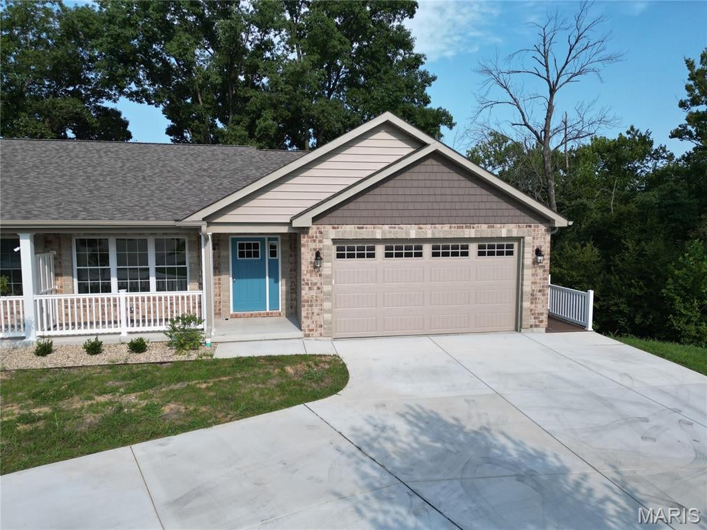 The Villas of Olde Mill - Residential