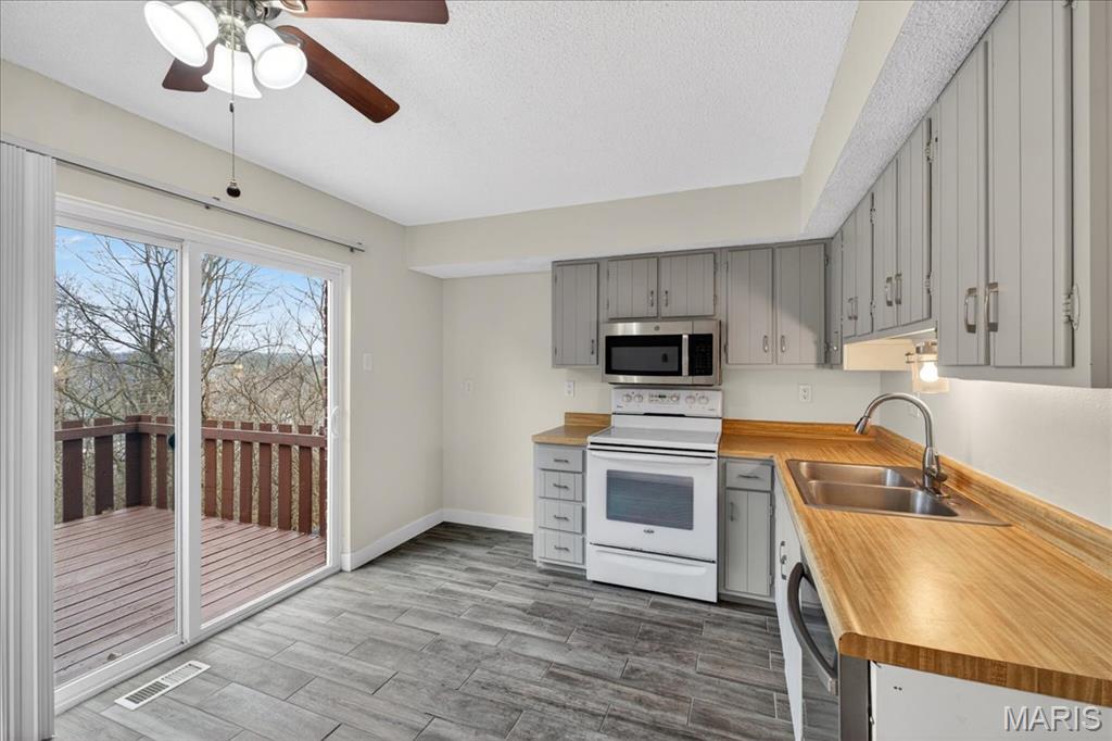 Hidden Meadow Condo 8 - Residential