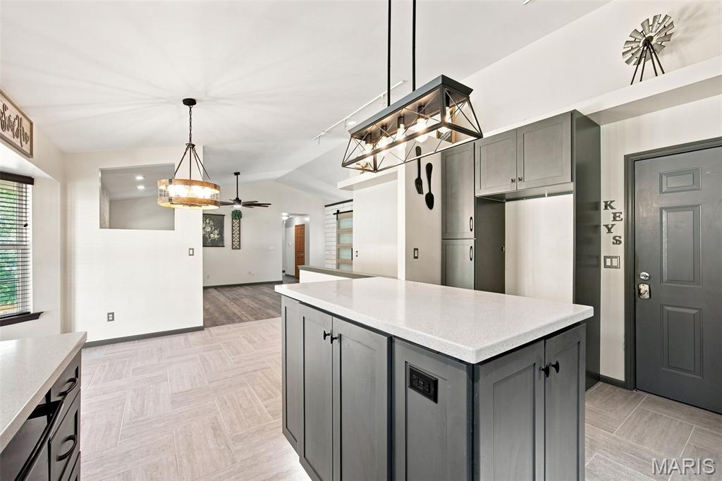 Imperial Hills 03 - Residential