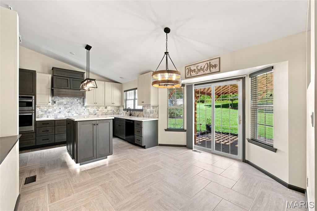 Imperial Hills 03 - Residential