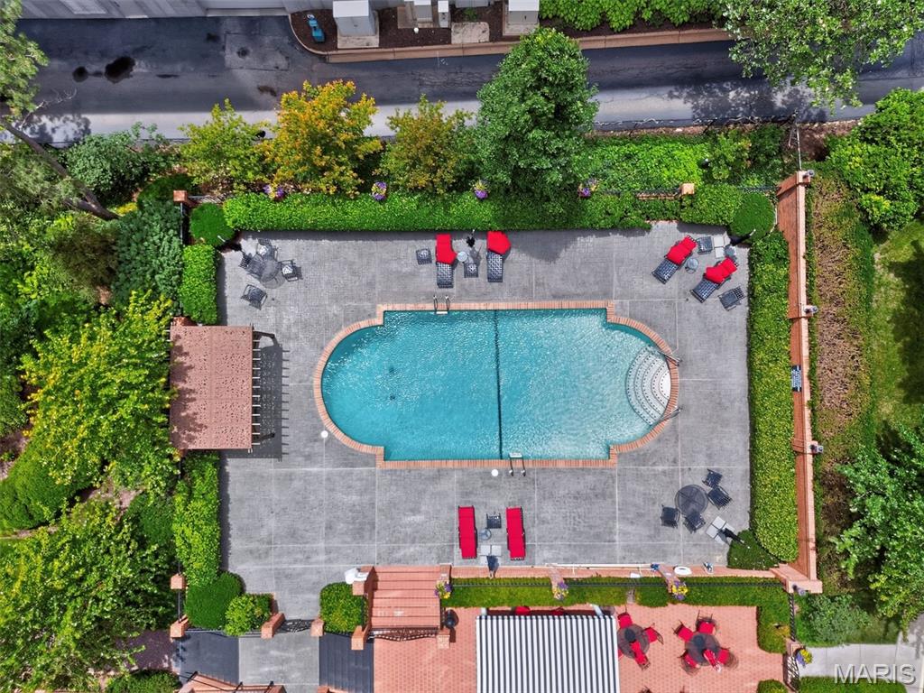 Whitehall Condo - Residential