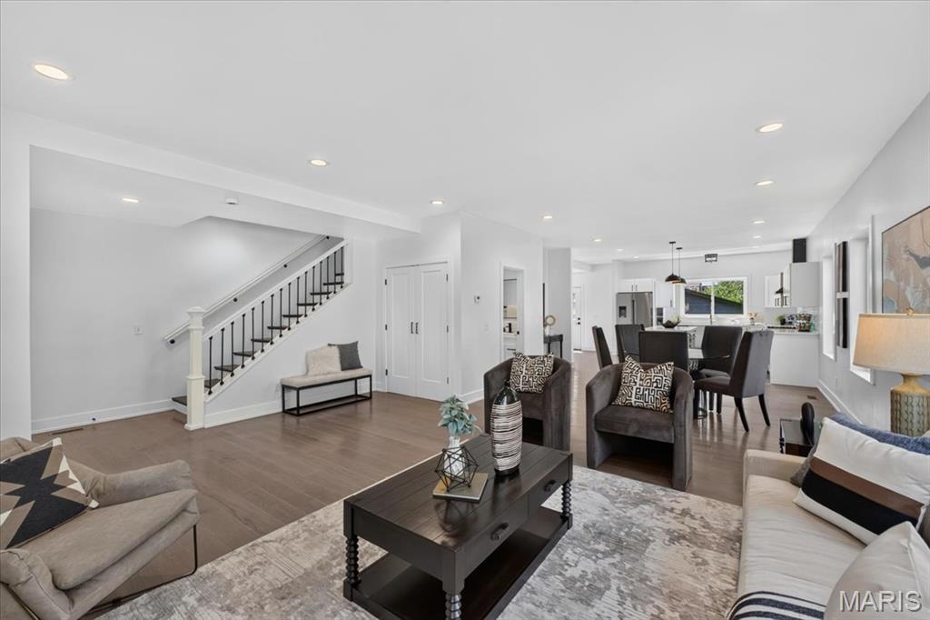 South Forest Park Hills - Residential