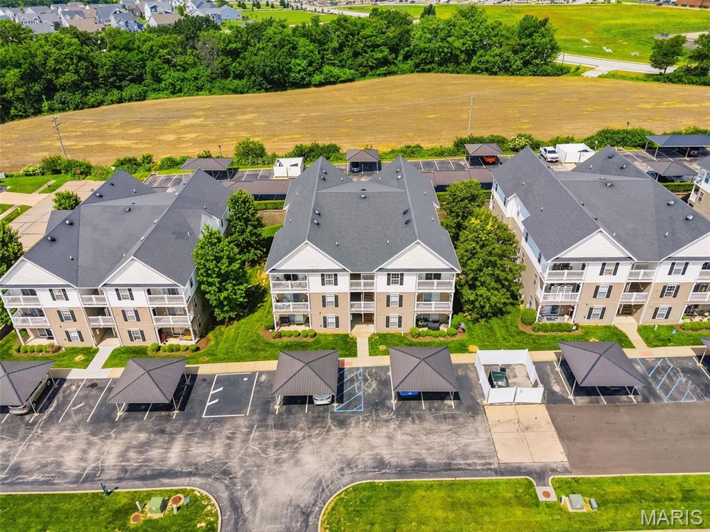 Springhurst Terrace #17 - Residential