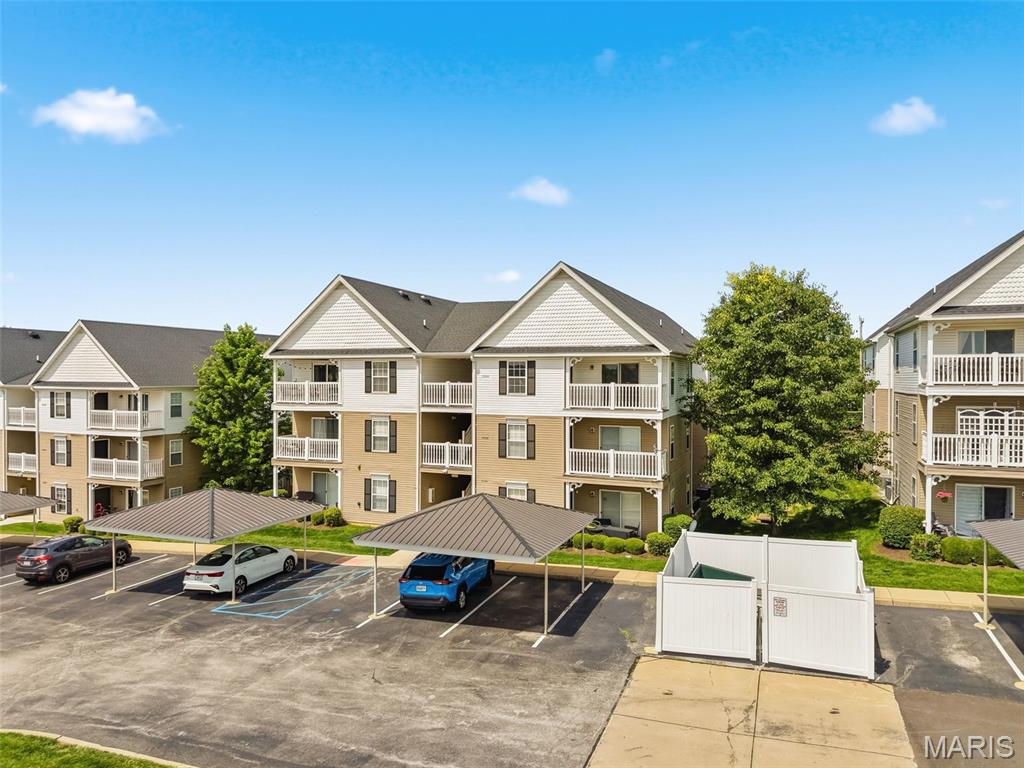 Springhurst Terrace #17 - Residential