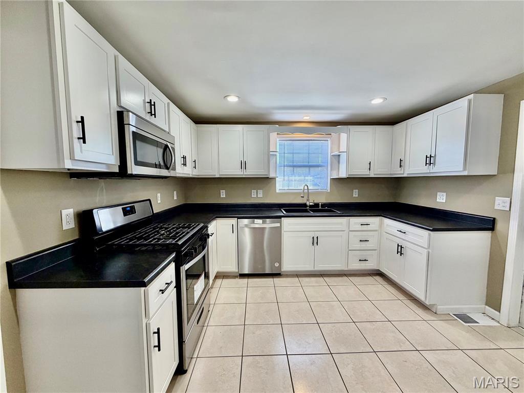 D B Sawyers Add - Residential