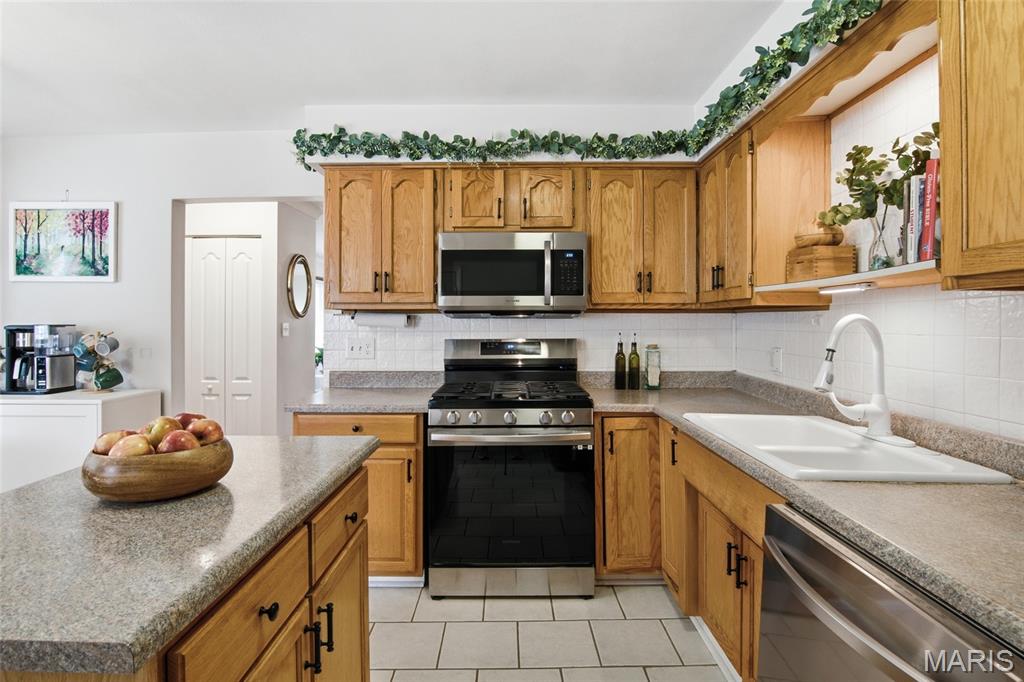 Sunset Hills 1st Add - Residential