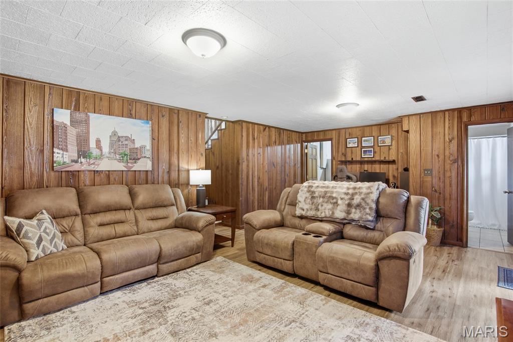 Sunset Hills 1st Add - Residential