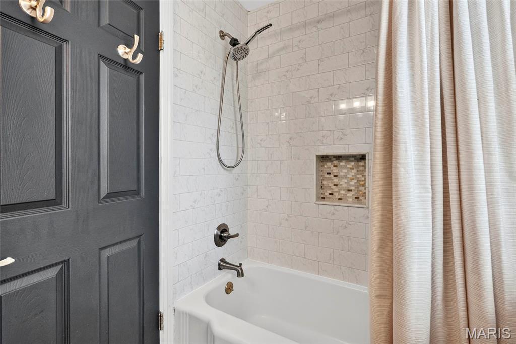 Adele Place - Residential