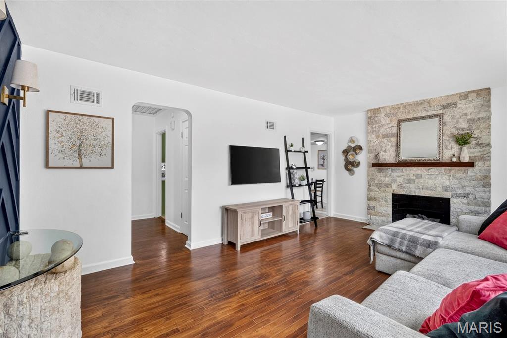 Adele Place - Residential