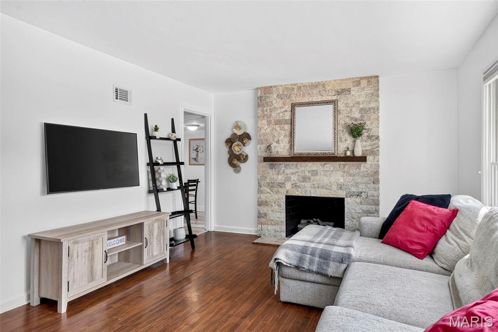 Adele Place - Residential