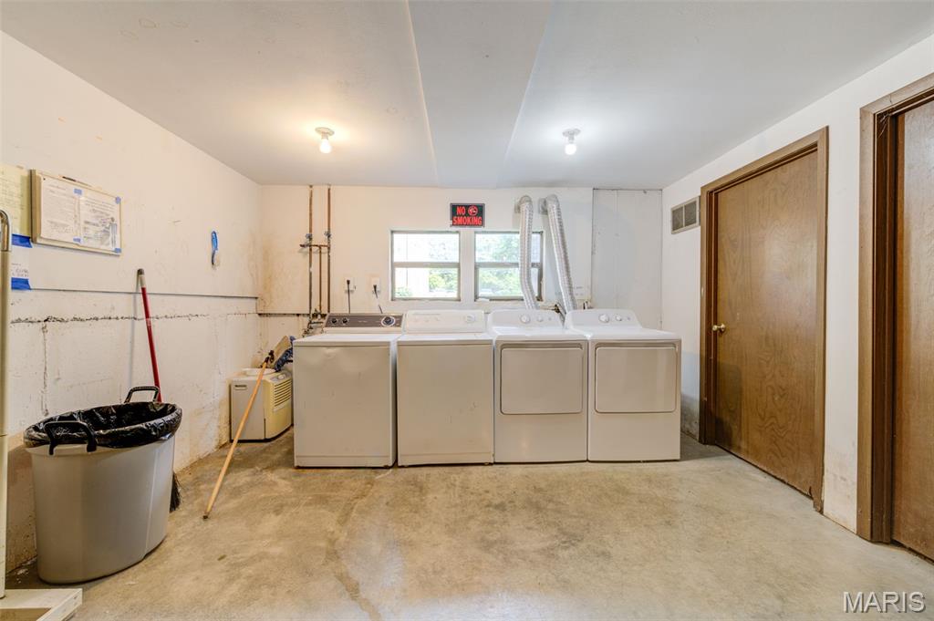 Blackwoods Chalet Condo - Residential