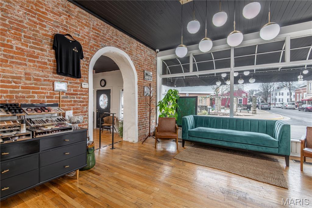 none - Commercial Sale